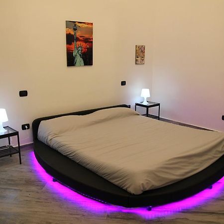 Pompei Holiday Rooms ภายนอก รูปภาพ