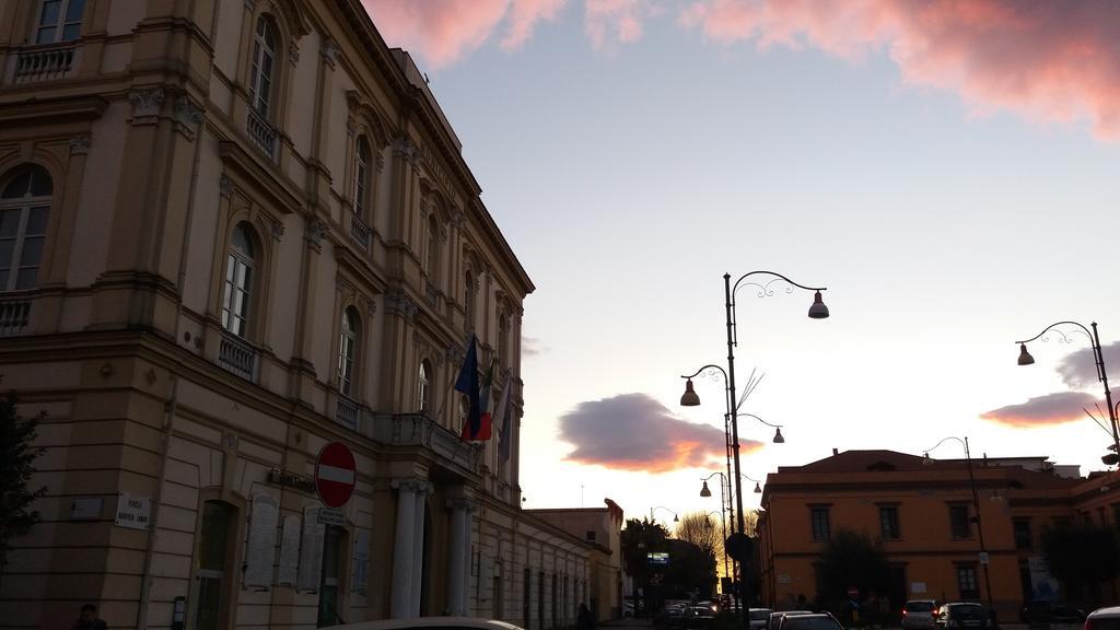 Pompei Holiday Rooms ภายนอก รูปภาพ