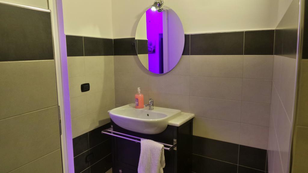 Pompei Holiday Rooms ภายนอก รูปภาพ