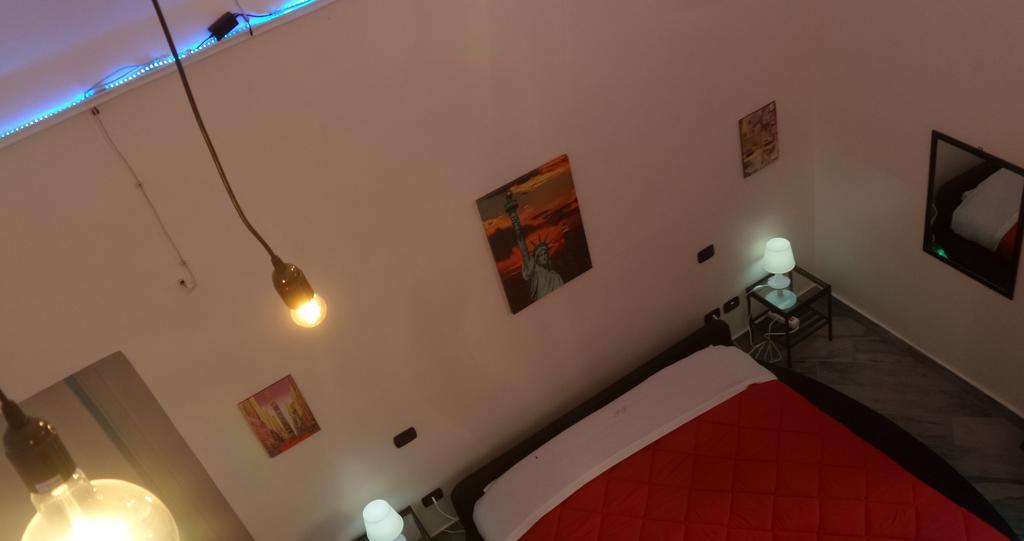 Pompei Holiday Rooms ภายนอก รูปภาพ